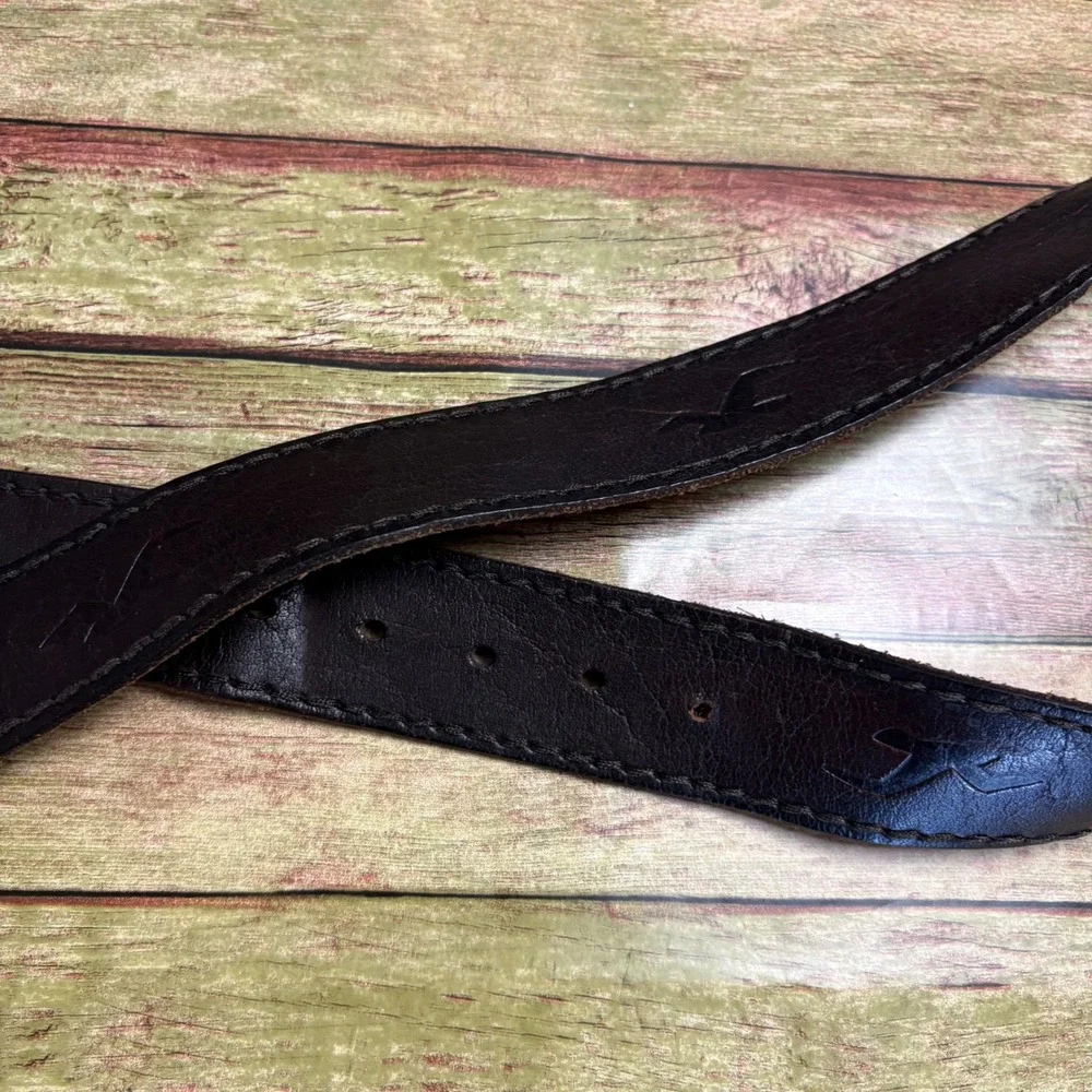 Hollister Mens Brown Leather Belt Embossed Seagull Logo Size 32 Distressed